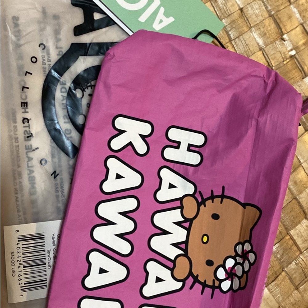 Tan Hello Kitty x Aloha Collection HI Exclusive